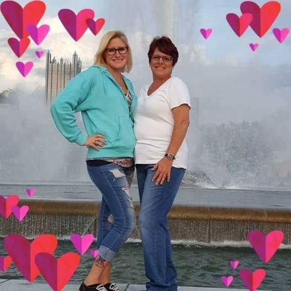 Meet your Posher, Courtney - Picture 1 of 1